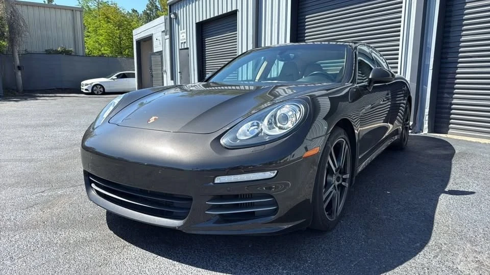 2015 Porsche 970 Panamera - Image 3 of 10