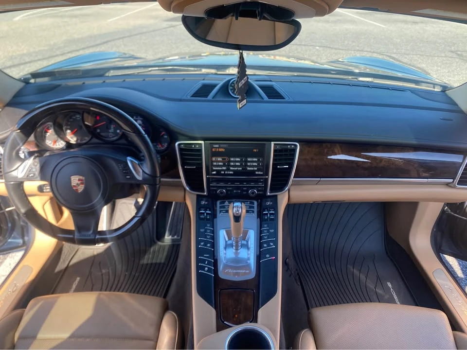 2015 Porsche 970 Panamera - Image 15 of 19