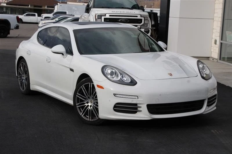 2015 Porsche 970 Panamera - Image 2 of 20