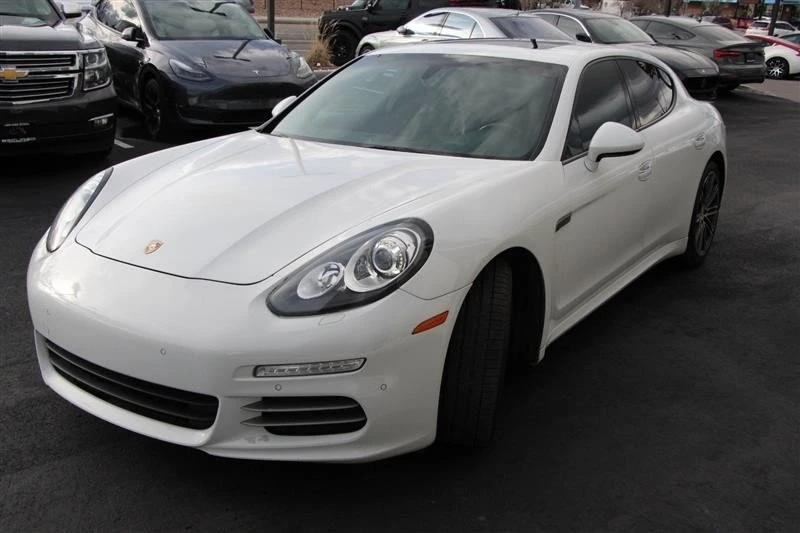 2015 Porsche 970 Panamera - Image 4 of 20