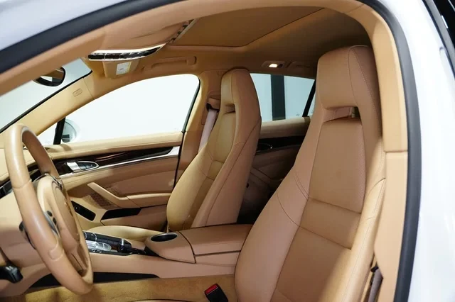 2015 Porsche 970 Panamera - Image 15 of 19
