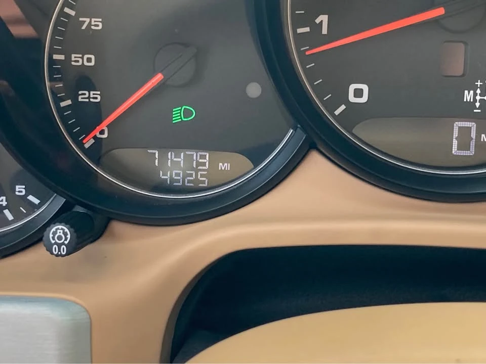 2015 Porsche 970 Panamera - Image 9 of 13