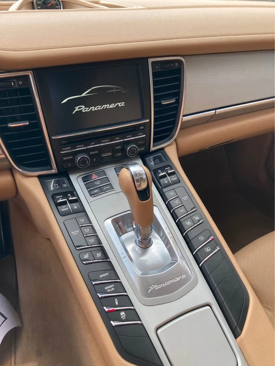 2015 Porsche 970 Panamera - Image 8 of 13