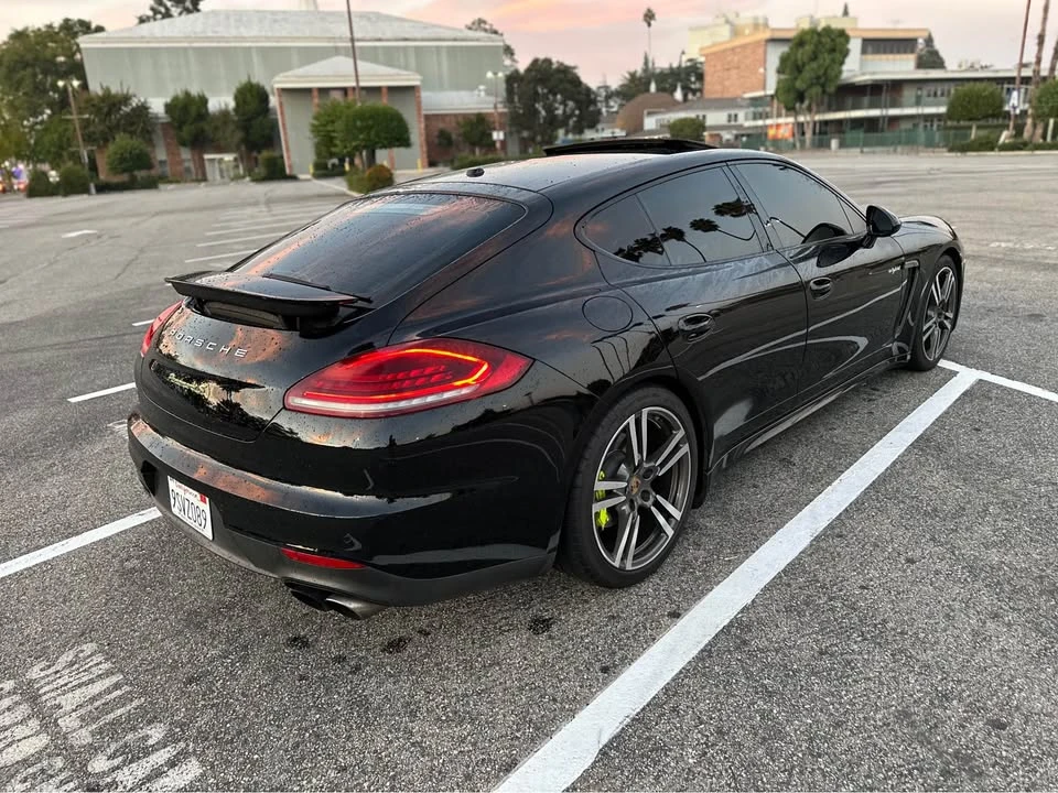 2015 Porsche 970 Panamera - Image 5 of 16