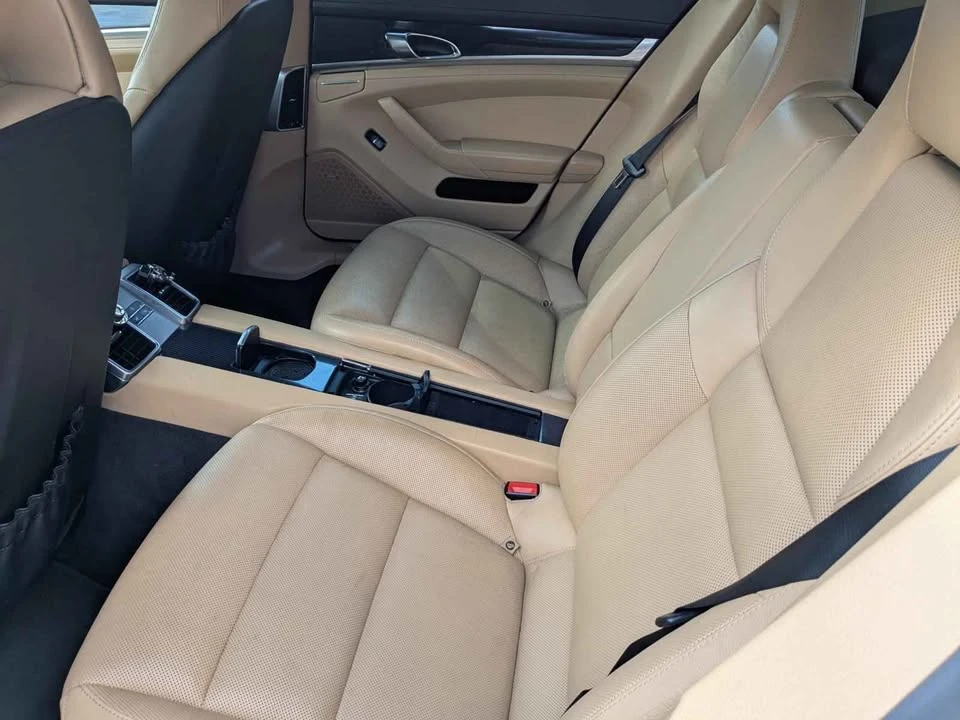 2015 Porsche 970 Panamera - Image 6 of 8