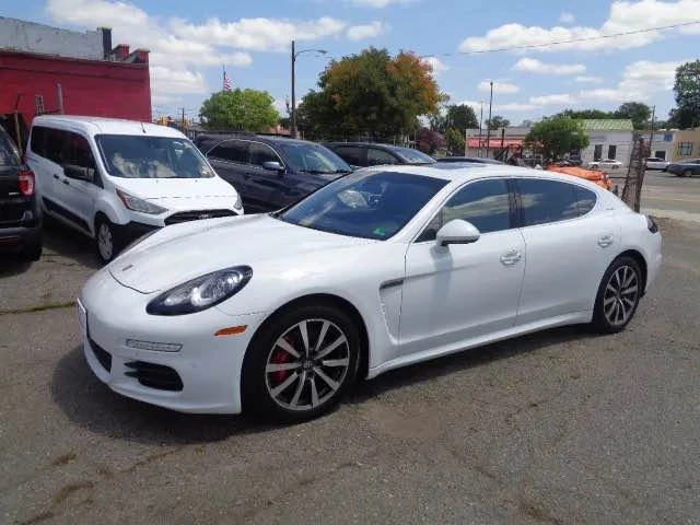 2015 Porsche 970 Panamera - Image 2 of 16