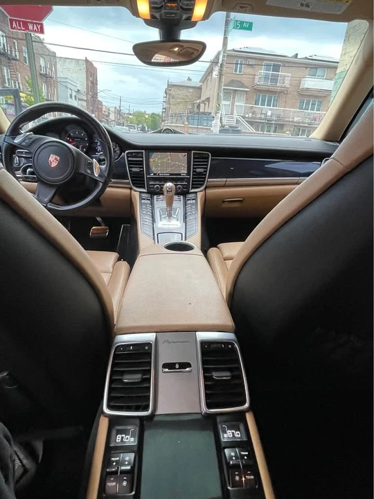 2015 Porsche 970 Panamera - Image 9 of 19