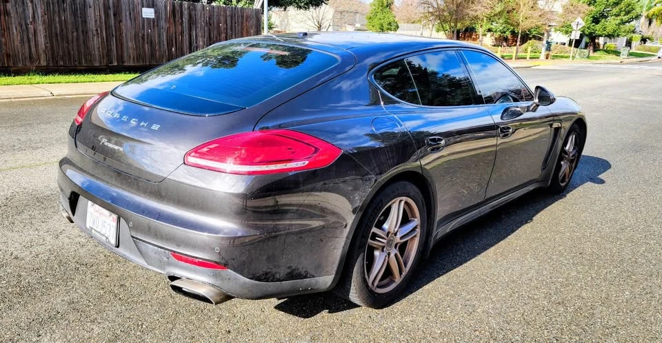 2015 Porsche 970 Panamera - Image 2 of 13