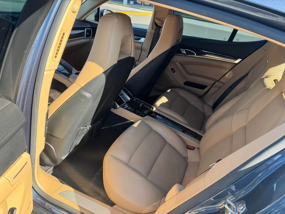 2015 Porsche 970 Panamera - Image 9 of 17