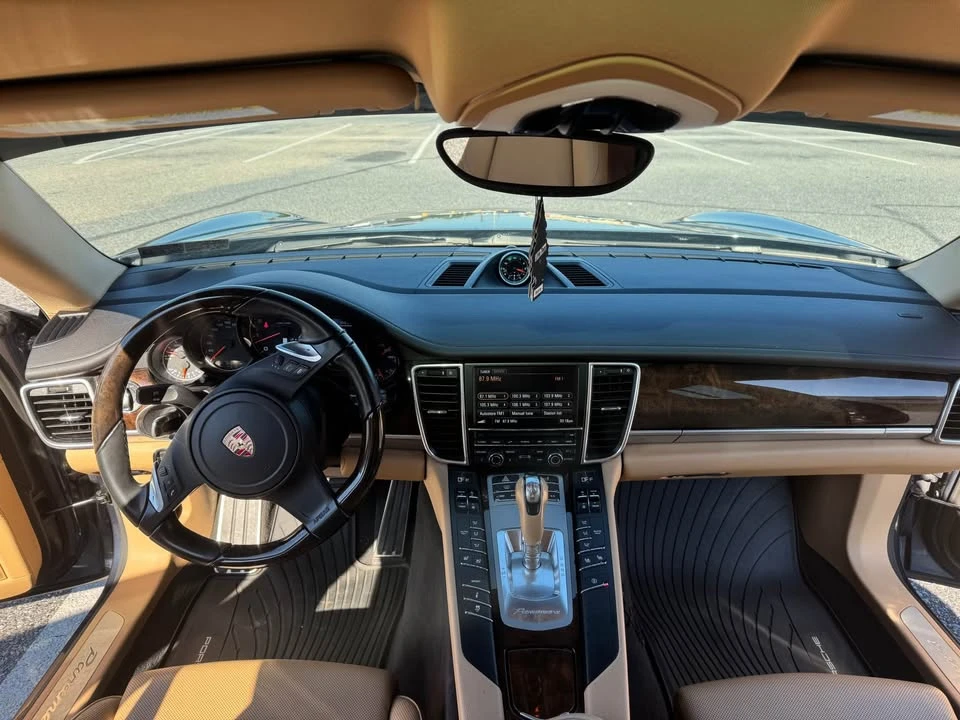 2015 Porsche 970 Panamera - Image 14 of 17