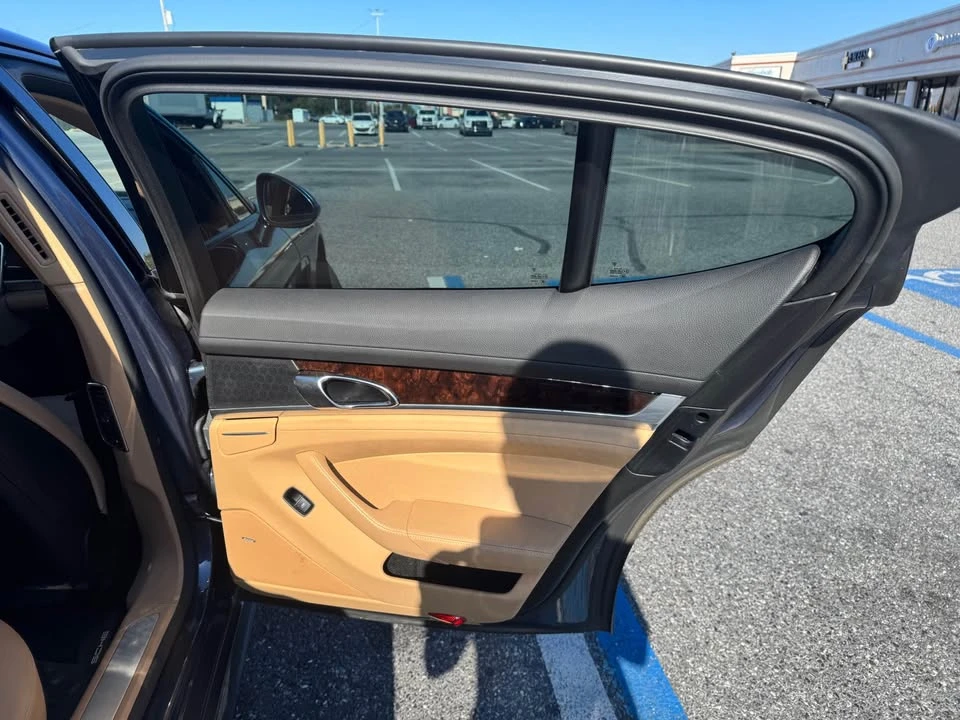 2015 Porsche 970 Panamera - Image 12 of 17