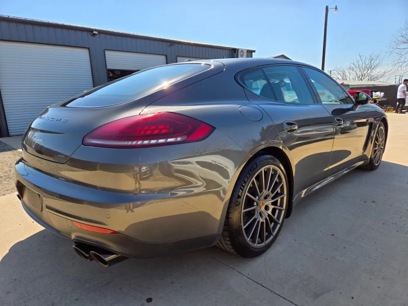 2015 Porsche 970 Panamera - Image 5 of 10