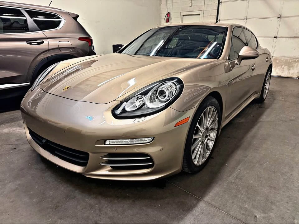 2015 Porsche 970 Panamera - Image 2 of 7