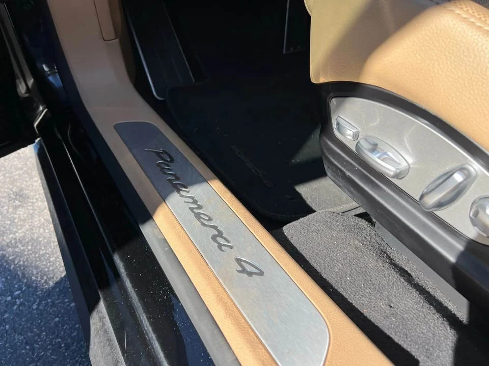 2015 Porsche 970 Panamera - Image 11 of 20