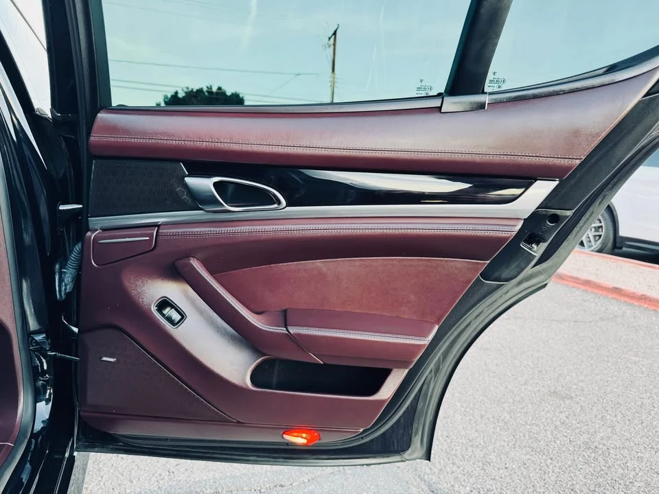 2015 Porsche 970 Panamera - Image 18 of 19