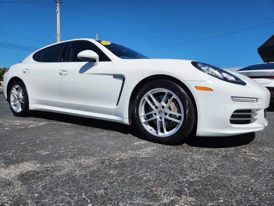 2015 Porsche 970 Panamera - Image 3 of 20