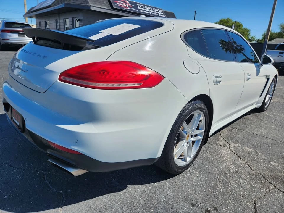 2015 Porsche 970 Panamera - Image 8 of 20