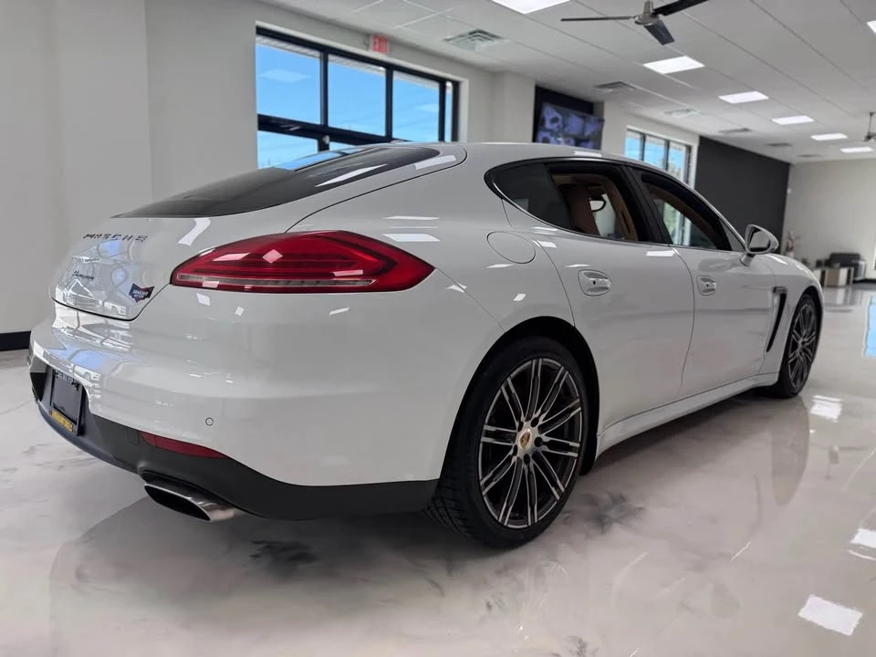 2015 Porsche 970 Panamera - Image 3 of 19