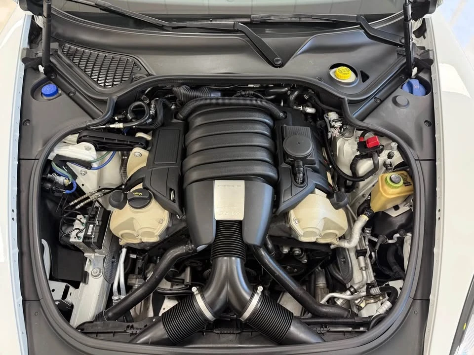 2015 Porsche 970 Panamera - Image 19 of 19