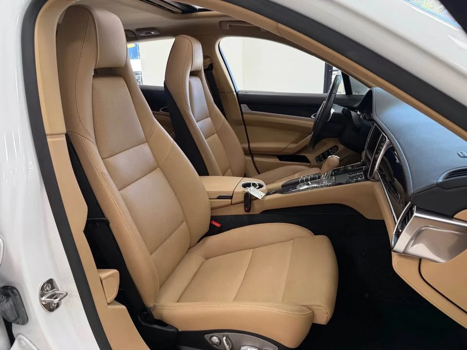 2015 Porsche 970 Panamera - Image 11 of 19