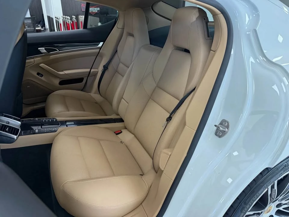 2015 Porsche 970 Panamera - Image 10 of 19