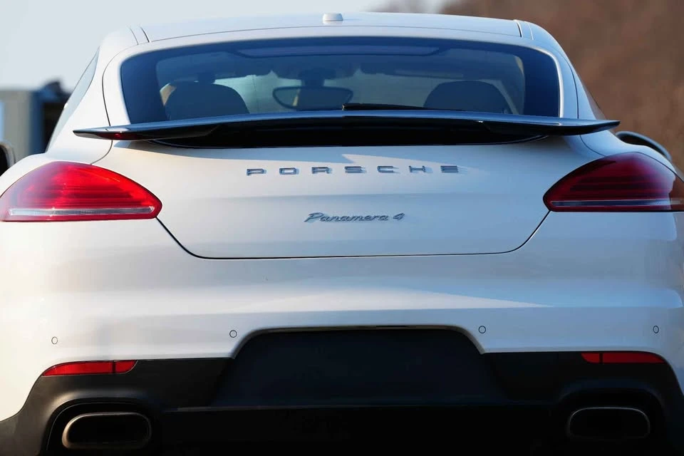 2015 Porsche 970 Panamera - Image 6 of 17