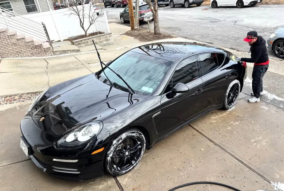 2015 Porsche 970 Panamera - Image 2 of 9
