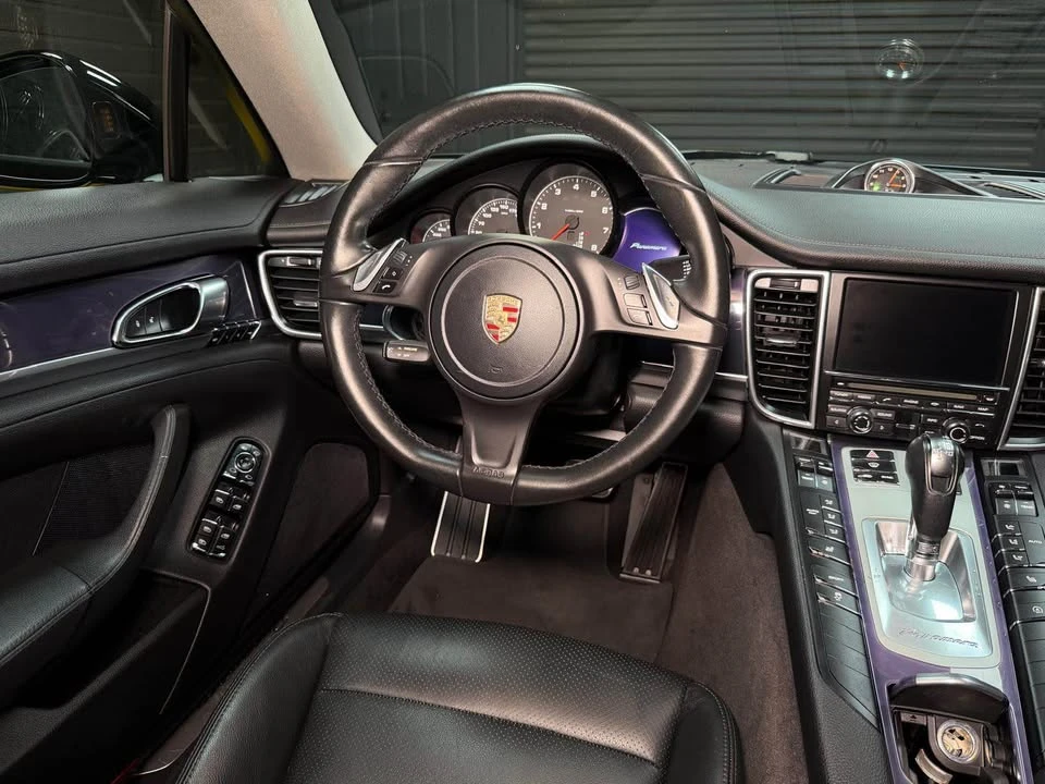 2015 Porsche 970 Panamera - Image 10 of 20