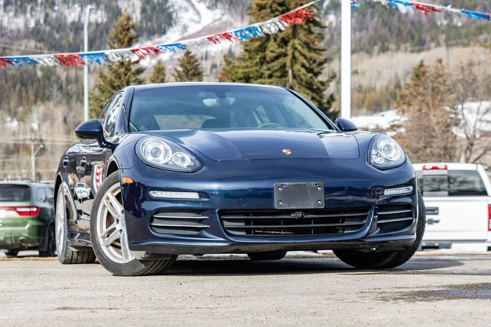 2015 Porsche 970 Panamera - Image 10 of 11