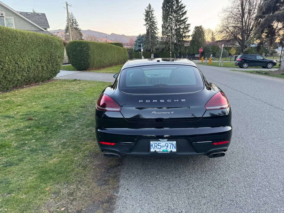 2015 Porsche 970 Panamera - Image 15 of 16