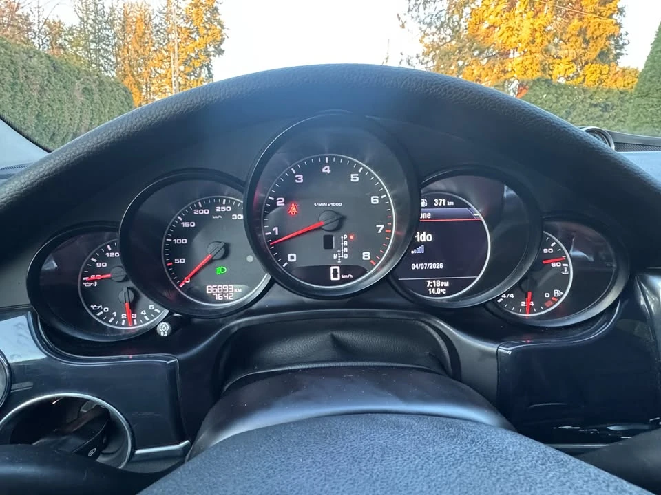 2015 Porsche 970 Panamera - Image 8 of 16