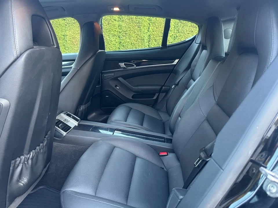 2015 Porsche 970 Panamera - Image 9 of 16