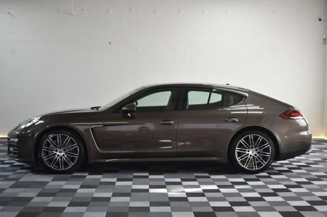 2015 Porsche 970 Panamera - Image 2 of 20