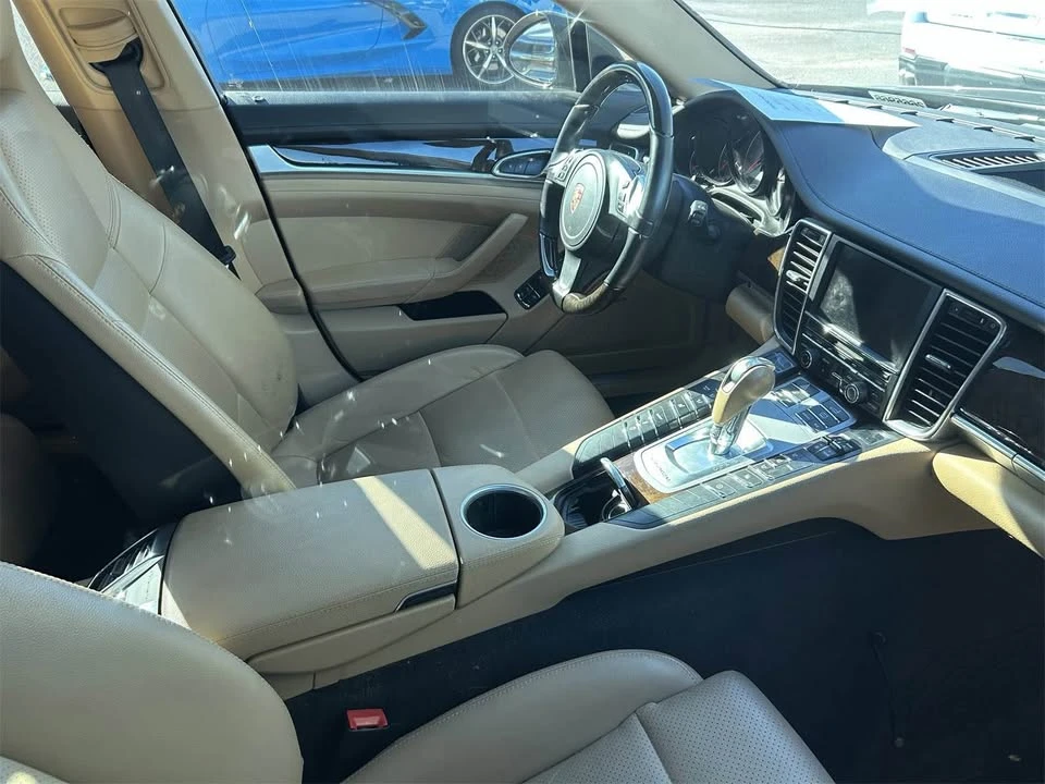2015 Porsche 970 Panamera 4S - Image 5 of 8