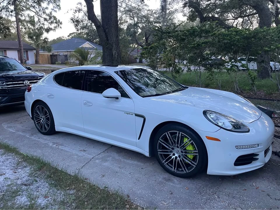 2015 Porsche 970 Panamera S - Image 4 of 4