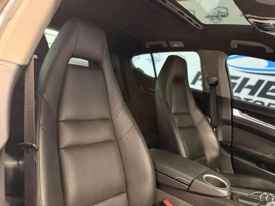2015 Porsche 970 Panamera 4S - Image 9 of 10