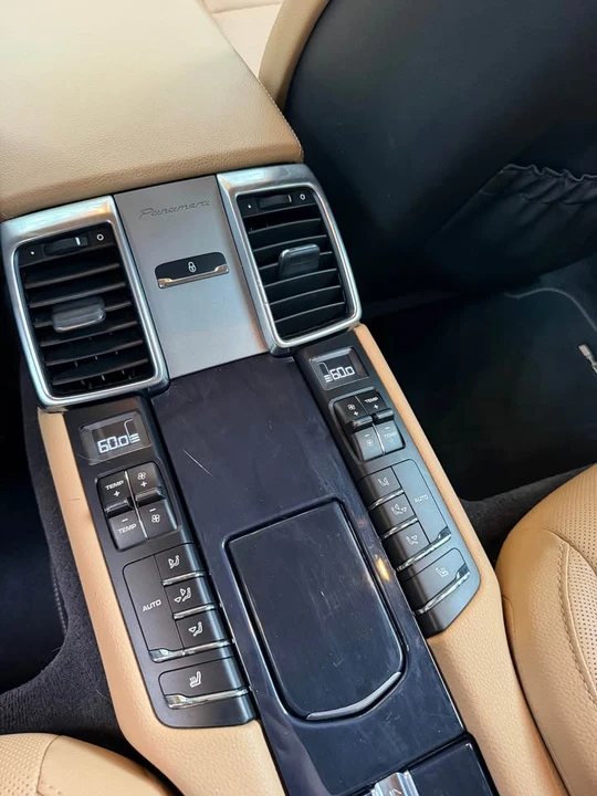 2015 Porsche 970 Panamera 4S - Image 18 of 20