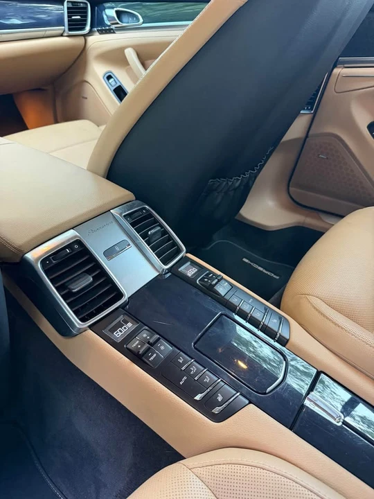 2015 Porsche 970 Panamera 4S - Image 12 of 20