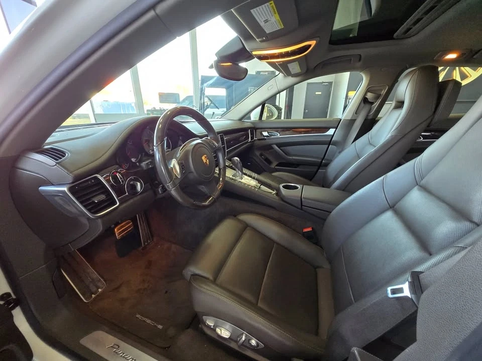 2015 Porsche 970 Panamera 4S - Image 9 of 20