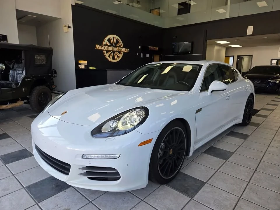2015 Porsche 970 Panamera 4S - Image 2 of 20