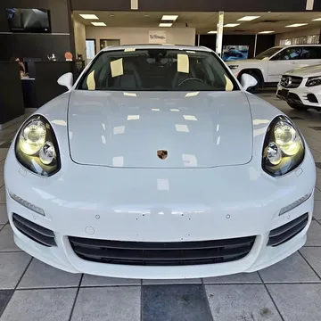 2015 Porsche Panamera 4S