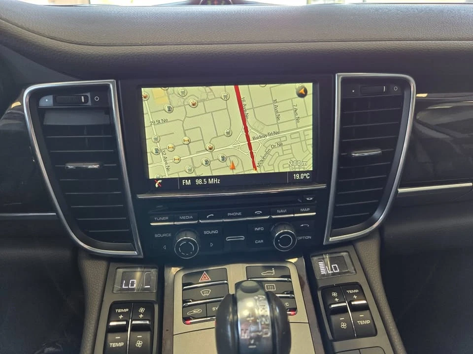 2015 Porsche 970 Panamera 4S - Image 18 of 19