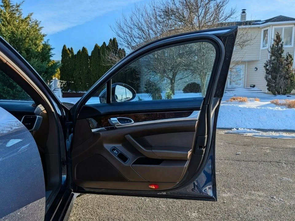 2015 Porsche 970 Panamera 4S - Image 11 of 20