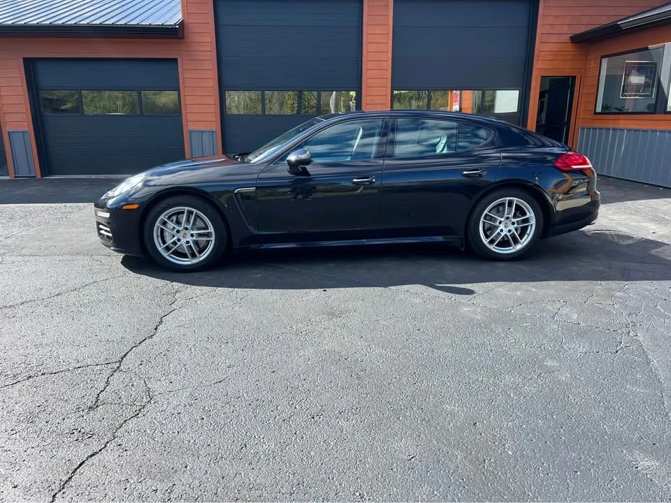 2015 Porsche 970 Panamera - Image 2 of 19