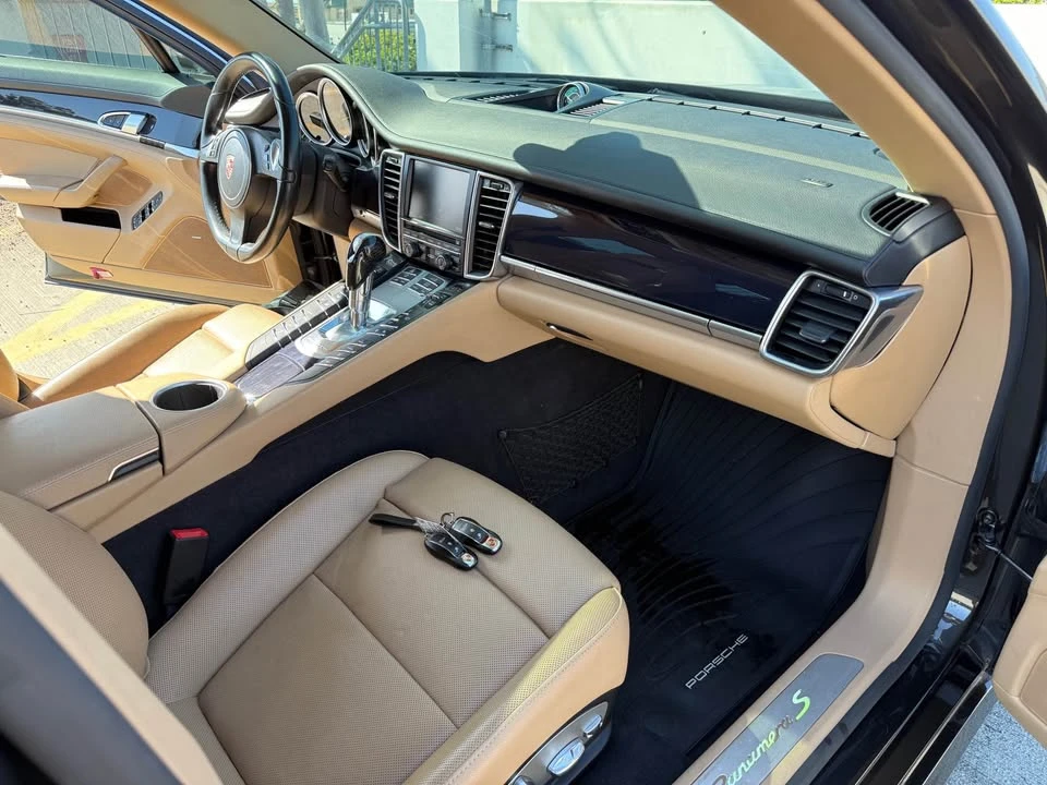 2015 Porsche 970 Panamera S - Image 9 of 16