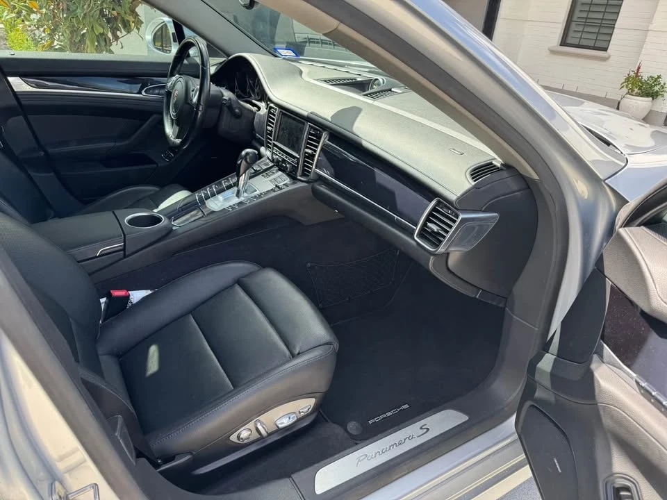 2015 Porsche 970 Panamera S - Image 9 of 18
