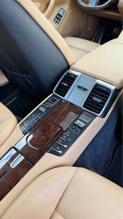 2015 Porsche 970 Panamera S - Image 17 of 20