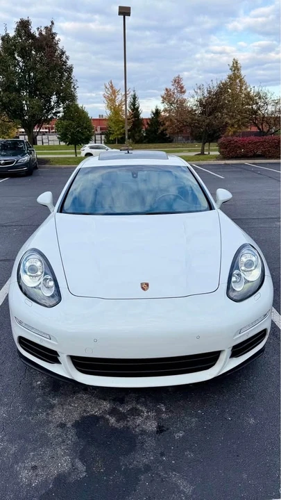 2015 Porsche 970 Panamera S - Image 9 of 20