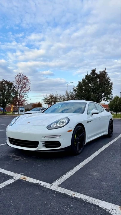 2015 Porsche 970 Panamera S - Image 8 of 20