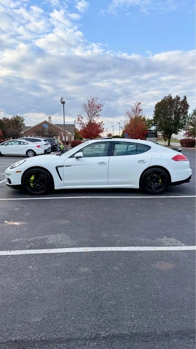 2015 Porsche 970 Panamera S - Image 6 of 20